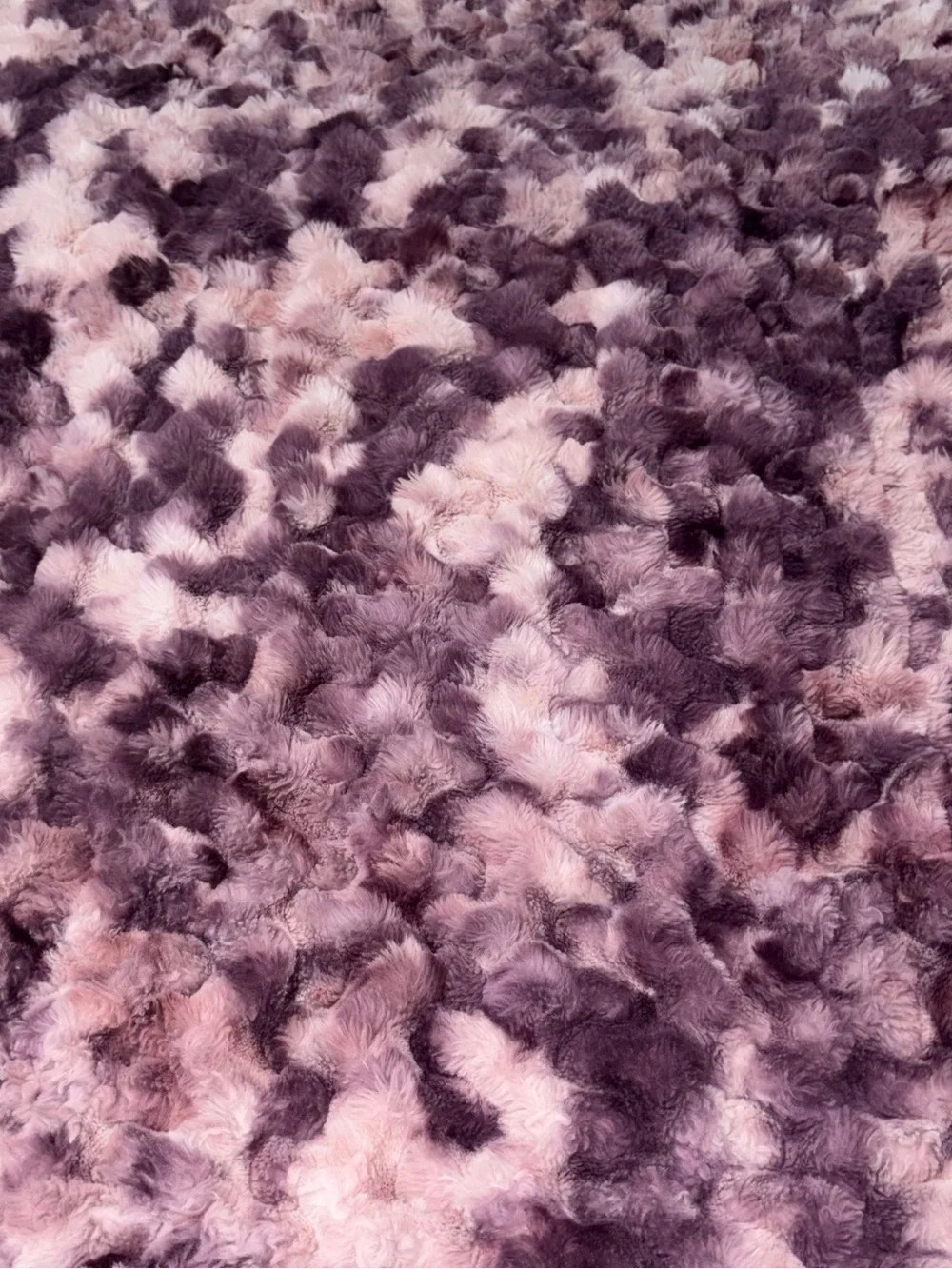 Anthropologie Luxe Faux Fur Throw Blanket in Dark Purple pink multi